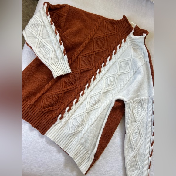 Cupshe Two-Tone Cable Knit Sweater - Picture 6 of 8